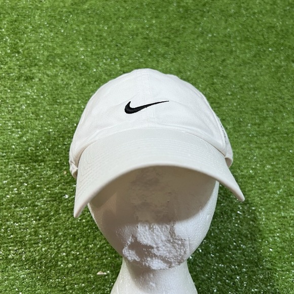 Y2K Nike Running Hat White One Size Silver Tag Nike Run Lightweight Logo Swoosh - Picture 1 of 4